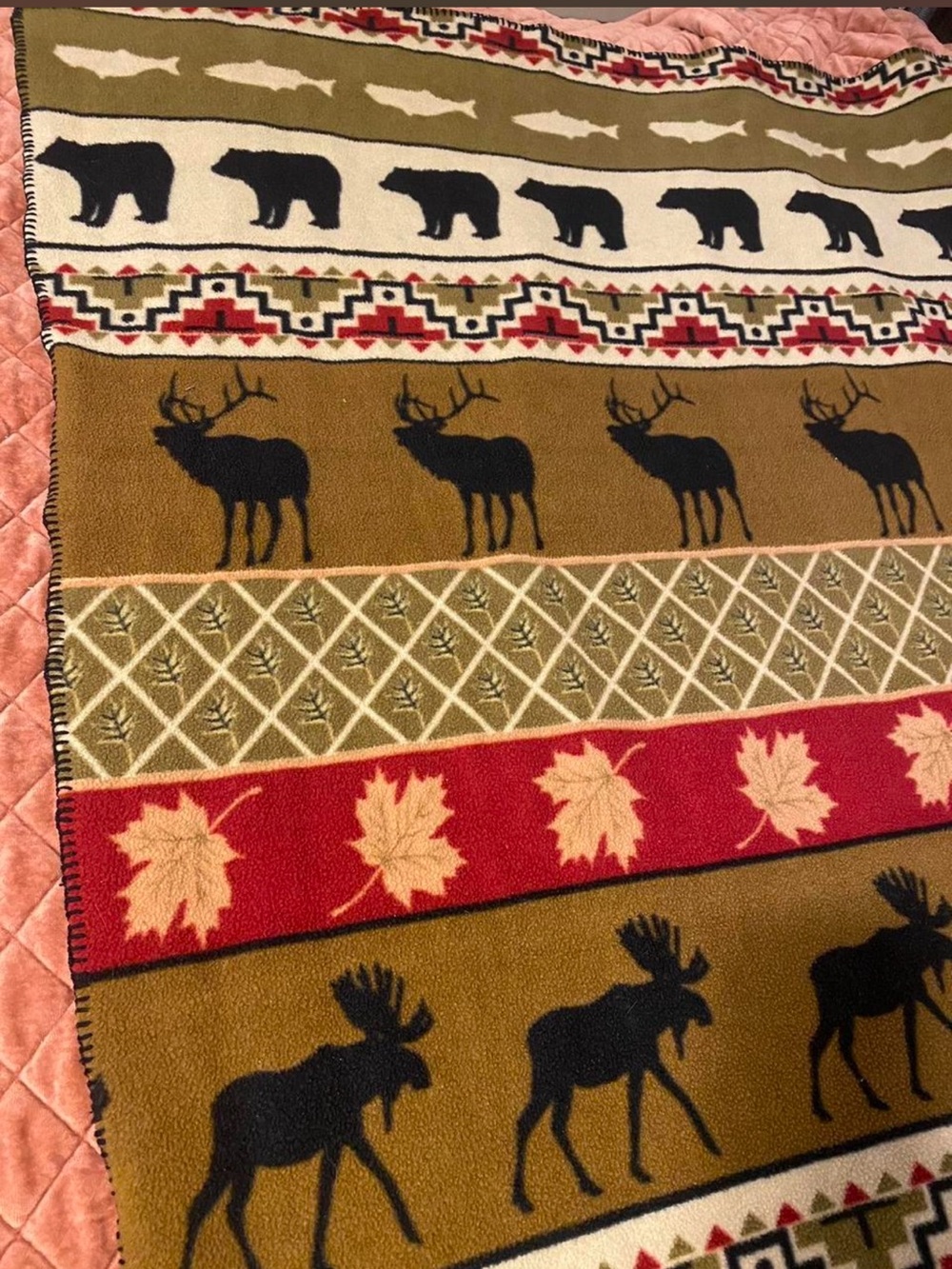 Vintage wildlife tapestry cabin throw blanket - Picture 4 of 7